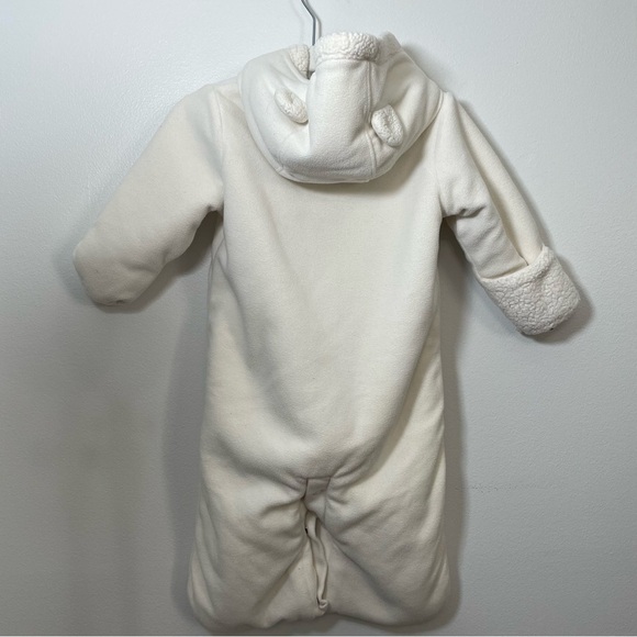 Baby Gap Fleece Bunting - Picture 2 of 4